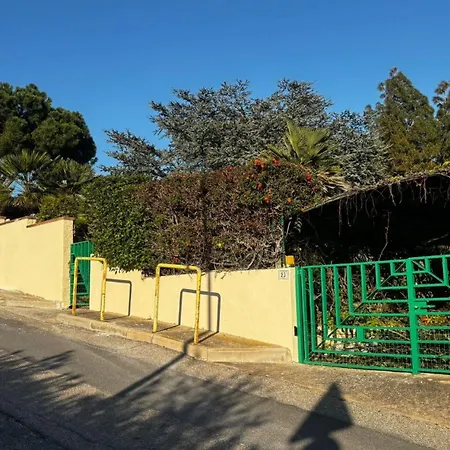 Rogio Villa Geremèas